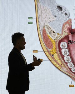 Warsztaty w Dubaju dla zespołu The.Clinic